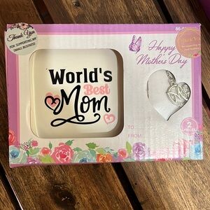 Moms Gift NWT